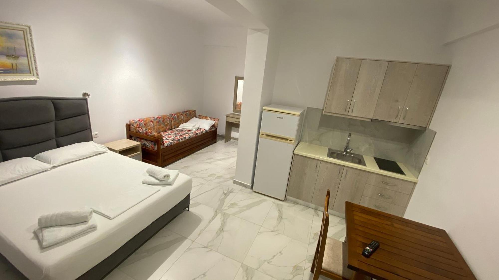 Vangjelis Hotel 希马拉 外观 照片