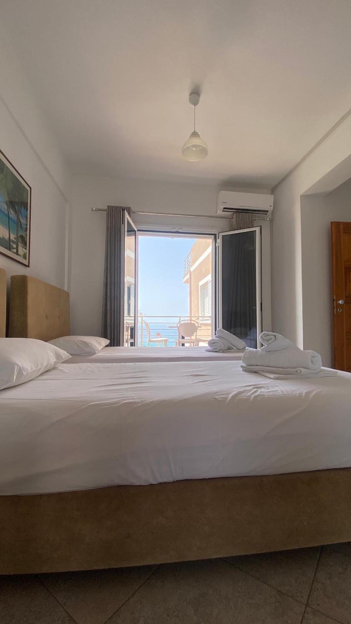 Vangjelis Hotel 希马拉 外观 照片